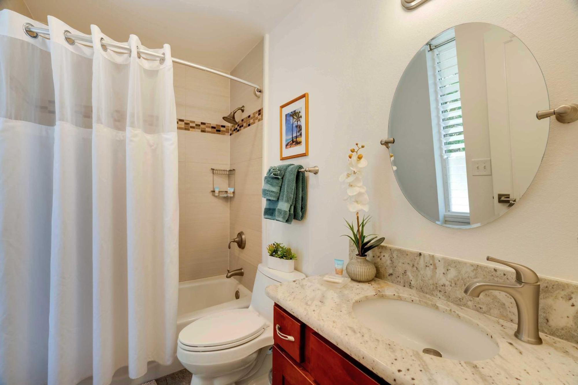 Waipouli Beachfront Condo With Balcony And Ocean Views Kapa'a Εξωτερικό φωτογραφία