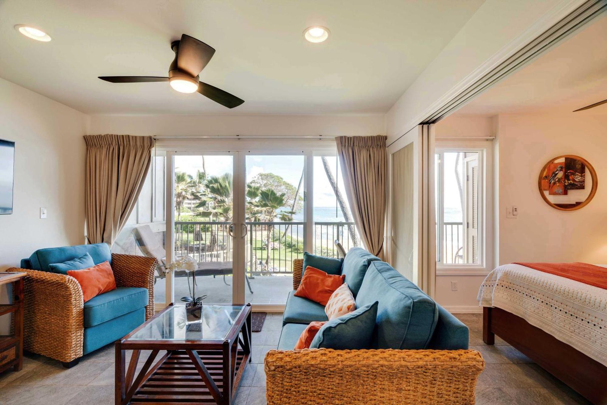 Waipouli Beachfront Condo With Balcony And Ocean Views Kapa'a Εξωτερικό φωτογραφία